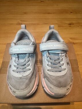 Under Armour Kids Gray and Pink Athletic Sneakers with Hook-and-Loop Strap